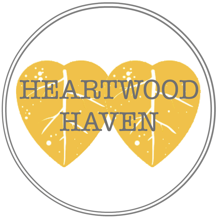 Heartwood-Haven-Logo-with-text-circle